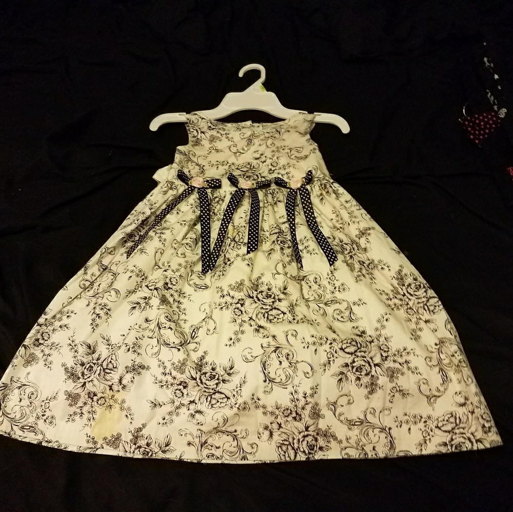 Size 5 little girls